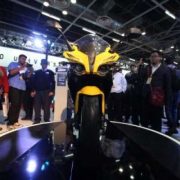 bajaj-pulsar-ss400-launch