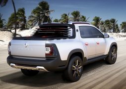 Renault Duster Oroch Concept Rear Angle