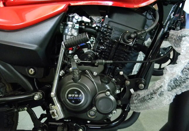bajaj platina engine life