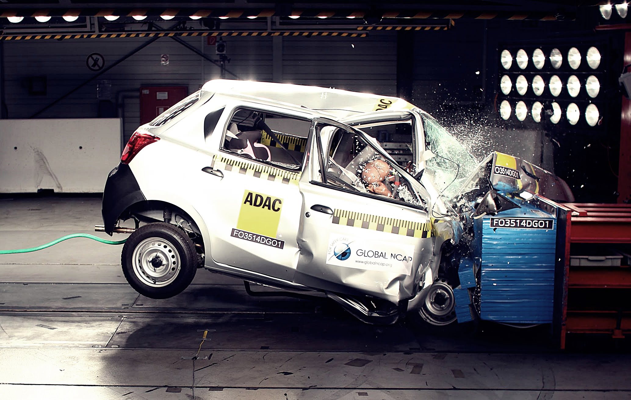 datsun-go-ncap-crash