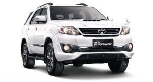 toyota-fortuner-2.5-trd-sportivo-front