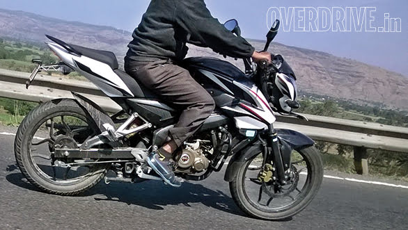 bajaj-pulsar-180-ns-pics-white