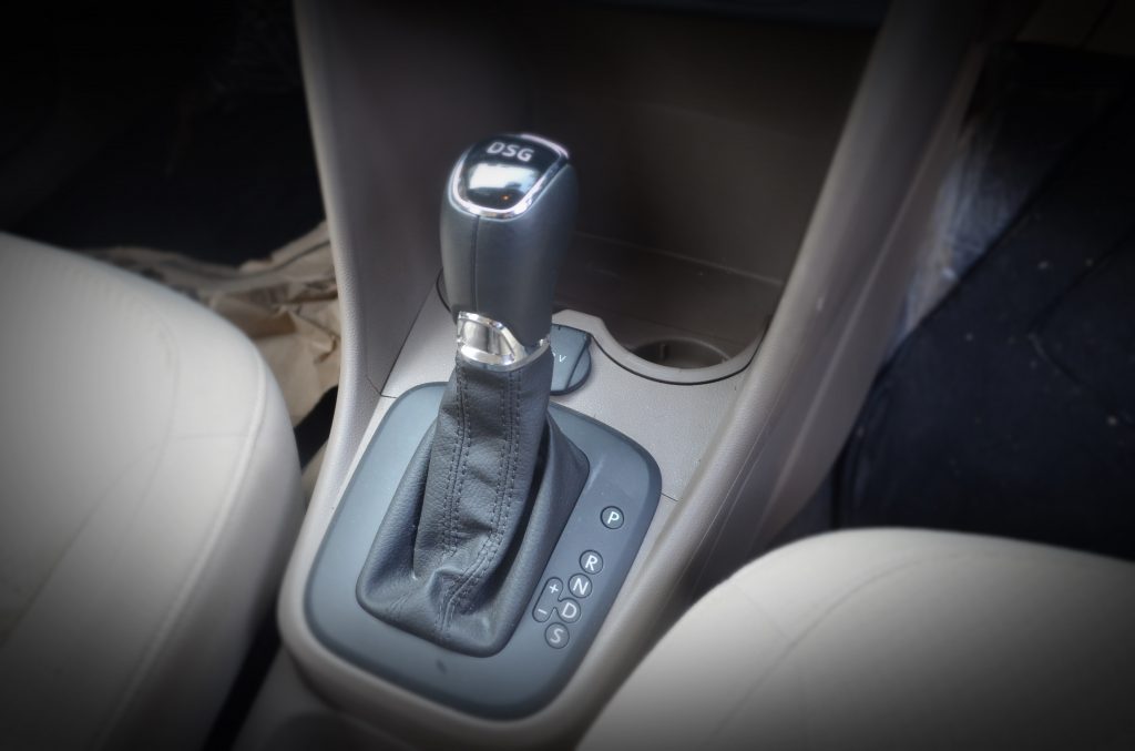 Skoda rapid dsg gear lever