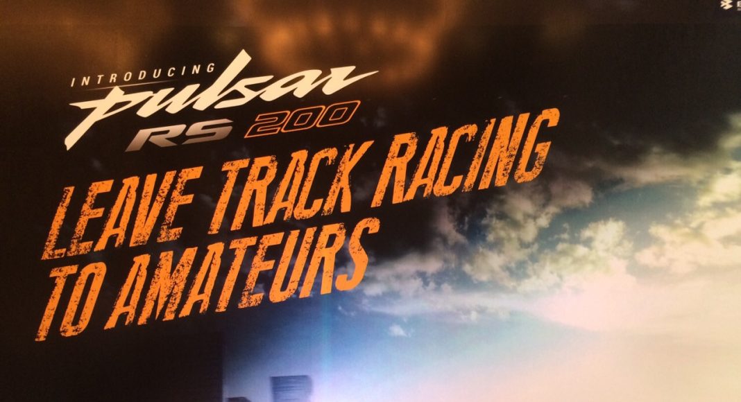 Bajaj Pulsar RS 200 Launch, Price, Pics, Specs