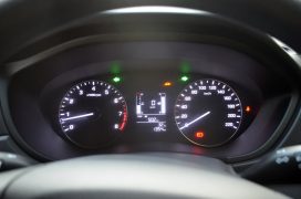 hyundai-i20-active-interior-instrument-cluster