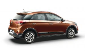 i20 active rear angle