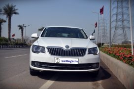 skoda-superb-review-pics-front-2