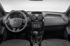 2015-Renault-Duster-facelift-interior-Brazil-pics