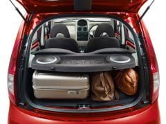 2015-tata-nano-genx-pics-boot-space