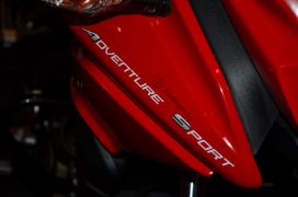 bajaj-pulsar-as200-badging-2