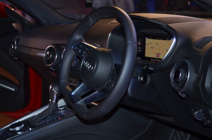 new-audi-tt-india-interiornew-audi-tt-india-interior