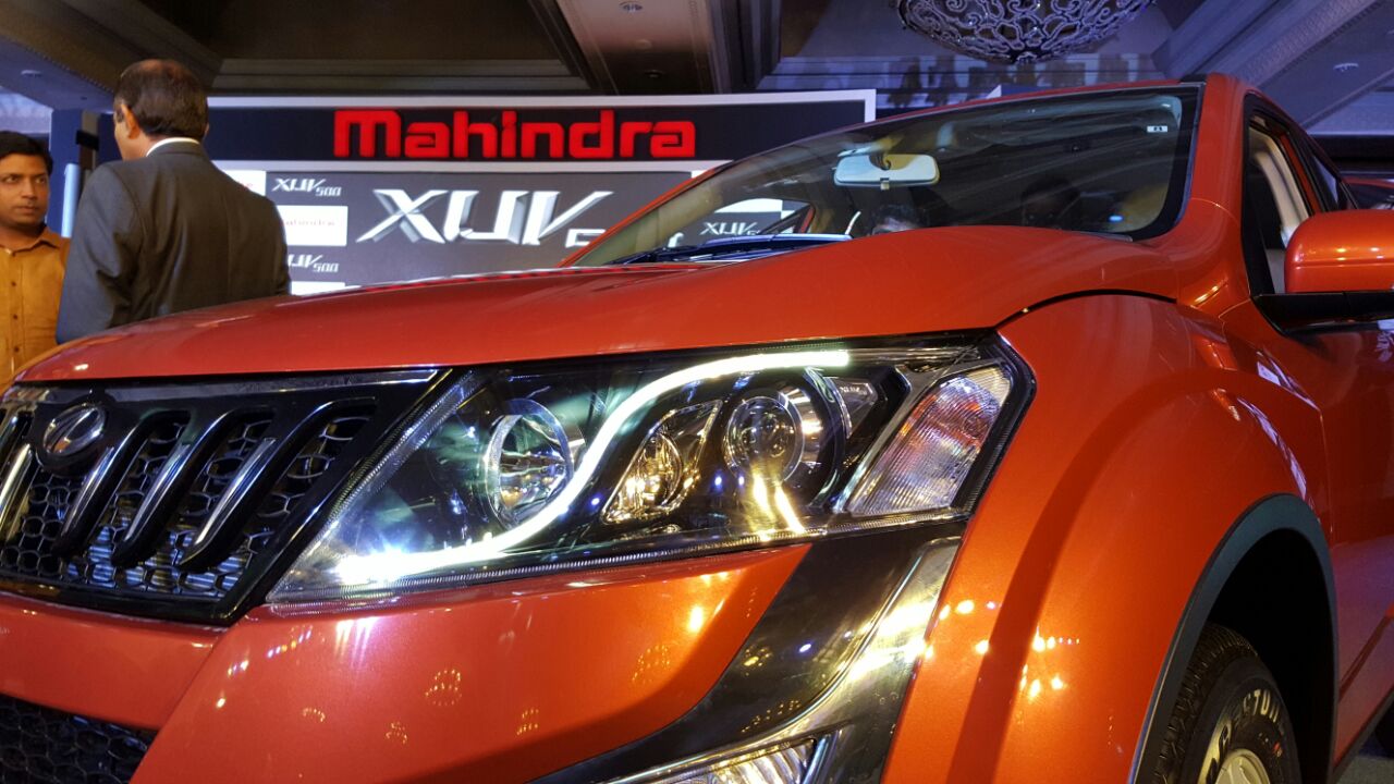 New Mahindra XUV500 Facelift Launch Takes Place. Price Starts At 11.21