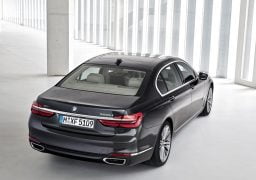 2016 BMW 7 Series 2