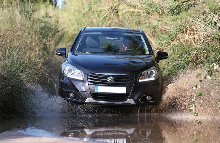 Maruti S-Cross black