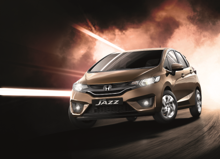 Hyundai Elite i20 Automatic vs Baleno vs Jazz comparison Price, Specs Honda Jazz_Dual Car Night Shot_V1