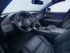 Jaguar-XF_2016_interior_1280x960_official_pics-1