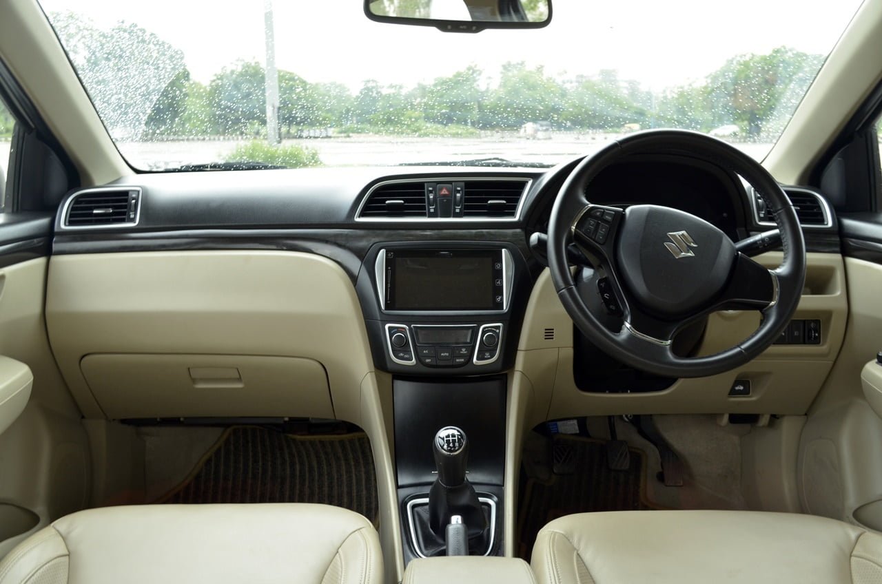 Maruti Ciaz Metallic Interior Review