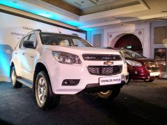 chevrolet-trailblazer-white-india-launch-5