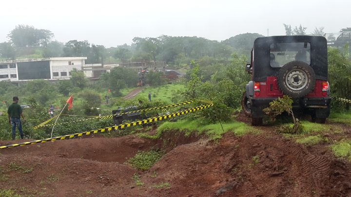 mahindra-thar-facelift-red-11