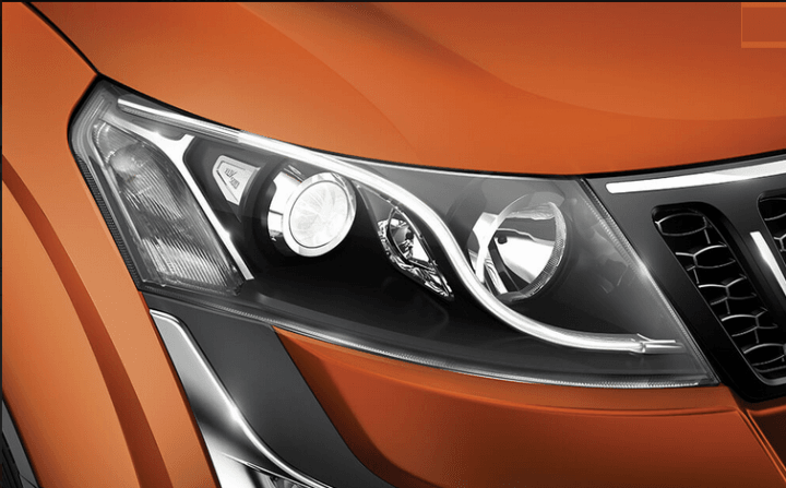 mahindra-xuv500-price-images-orange-headlamp