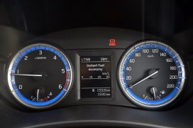 maruti-suzuki-s-cross-interior-speedo-console-pics