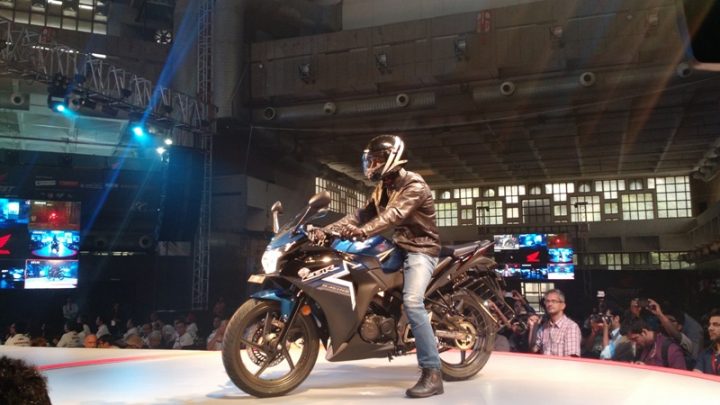 2015-honda-cbr150r-india-revfest-1