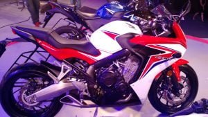 2015-honda-cbr650f-revfest-10