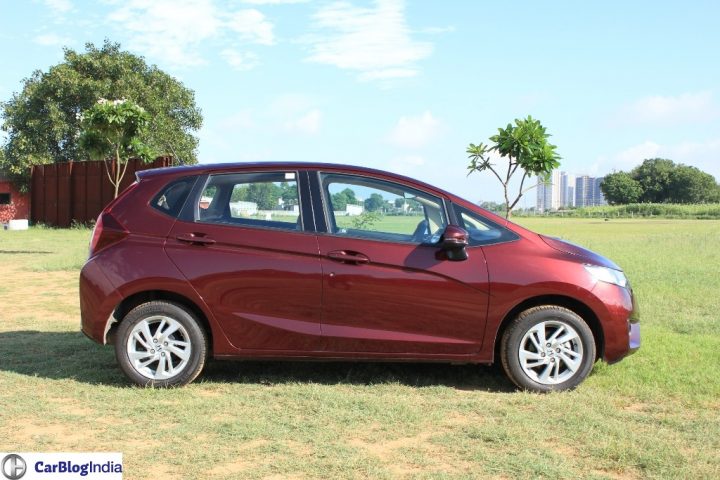 2015-honda-jazz-crimson-red-side