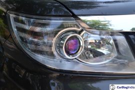 2015-tata-safari-storme-review-headlamp