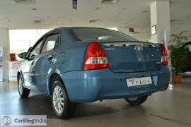 2015-toyota-etios-xclusive-limited-edition-rear-pics-0003