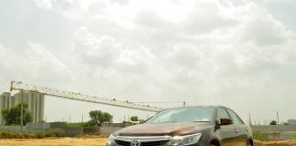 toyota camry price in india