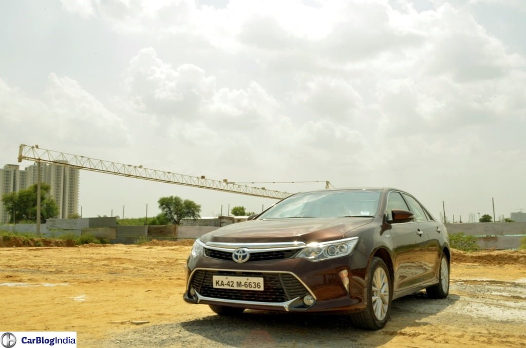toyota camry price in india