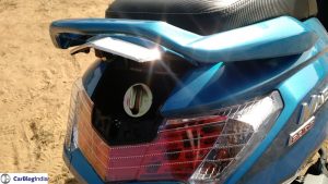 hero-maestro-edge-review-pics-blue-fuel-filler