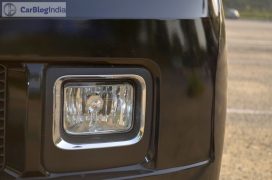 mahindra-tuv300-test-drive-review-black-fog-lamp