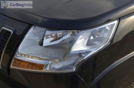 mahindra-tuv300-test-drive-review-black-headlamp