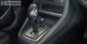 new-ford-figo-interior-pics-black-grey-gearknob-1