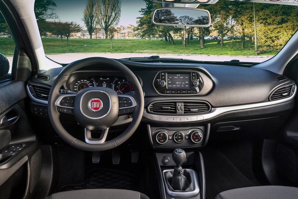 Fiat egea салон