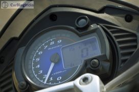 mahindra-mojo-300-review-speedo