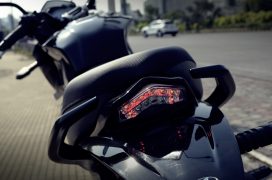 mahindra-mojo-300-review-taillamp