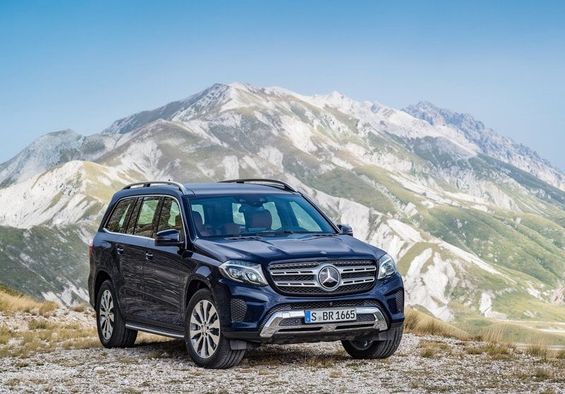 2016-mercedes-benz-gls-class-official-pics (2)