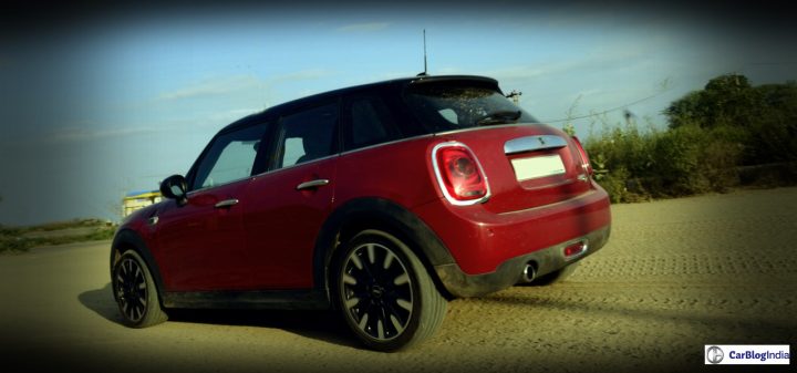 Mini Cooper D 5 Door Action Shot