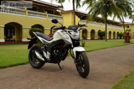 honda-hornet-160cc-photos-review-0017