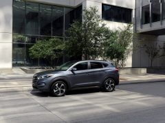 Hyundai-Tucson_2016_India_Launch_Pics_Front-Side-Grey