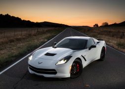 chevrolet cars at auto expo 2016 chevrolet-corvette