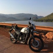 royal enfield himalayan 410cc review pics