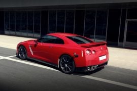 2015-nissan-gt-r-review-photos-rear-angle