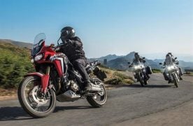 2016-Honda-Africa-Twin-action-pics-2