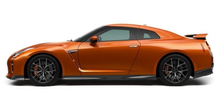 Nissan GT-R India Launch, Price, Specifications, Images 2017-nissan-gt-r-india-official-images-side