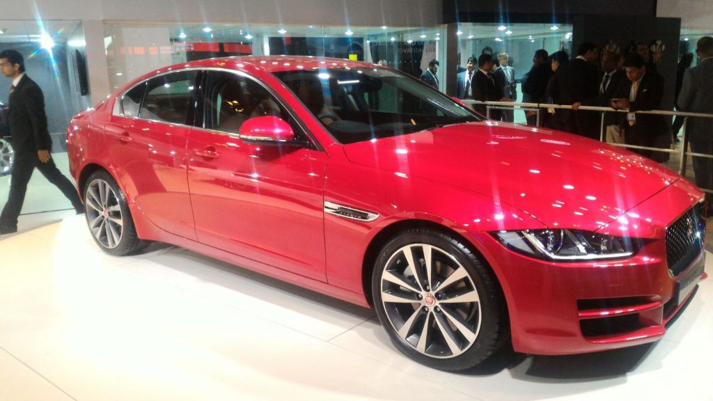Jaguar xe india launch auto expo 2016 1