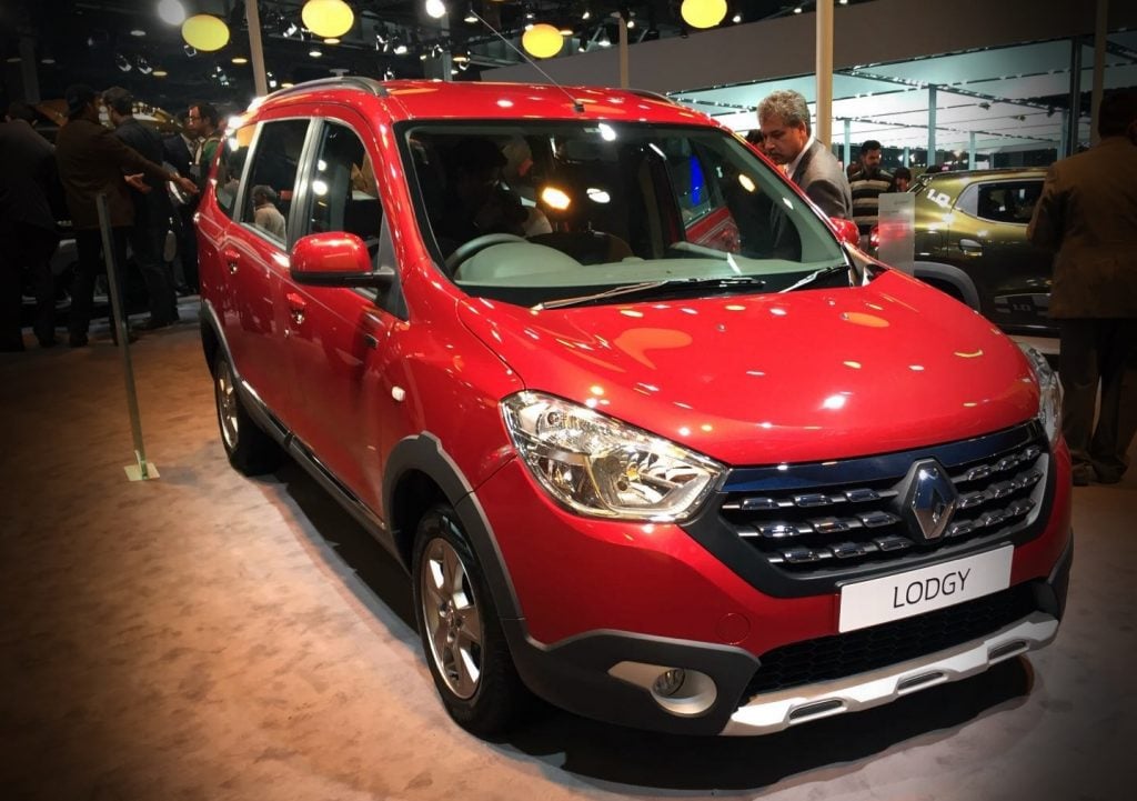 modified renault lodgy at auto expo 2016